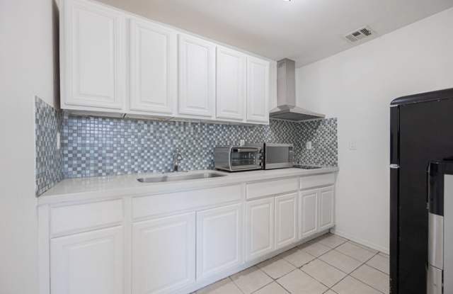 1510 West Garfield Street - 1510 West Garfield Street, Phoenix, AZ 85007