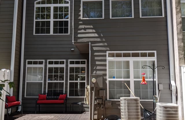 2762 Pierce Brennen Ct Gallery 2