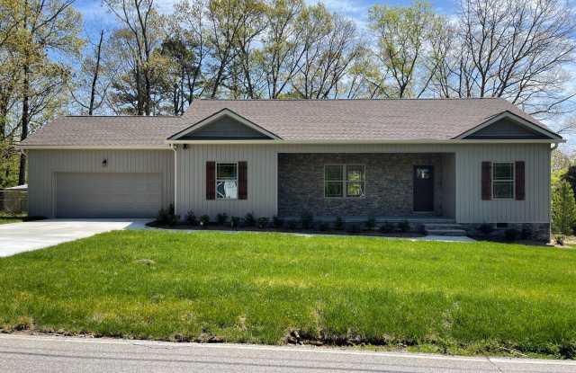 Available NOW! Charming 3 Bedroom, 2 Bathroom Home — Built in 2021 photos photos