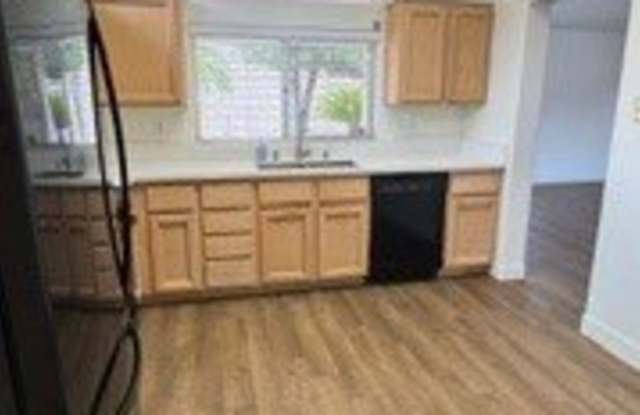 2817 BYRON Drive Gallery 2
