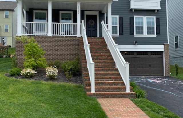 2332 Harmsworth Dr - 2332 Harmsworth Drive, Cherry Hill, VA 22026