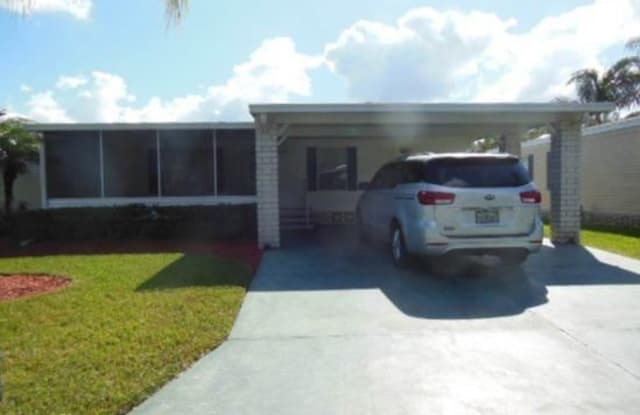 632 Tulip Circle West - 632 Tulip Circle West, Fussels Corner, FL 33823