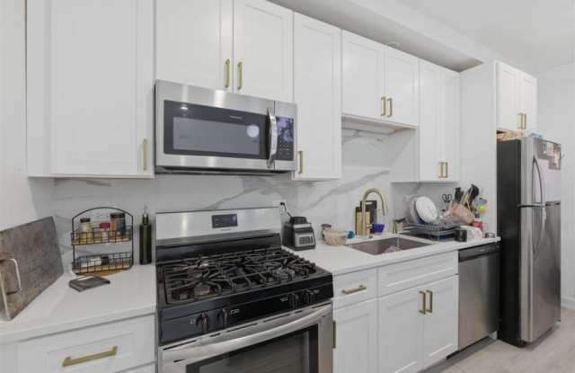 4939 N St. Louis photos photos