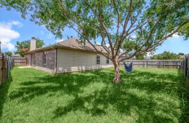 1604 Bob Dr Gallery 3