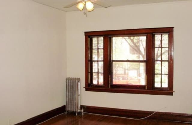 901 West Diversey - 901 West Diversey Parkway, Chicago, IL 60614