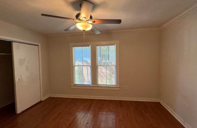 Single Family Home on 1.5 acres Gallery 4