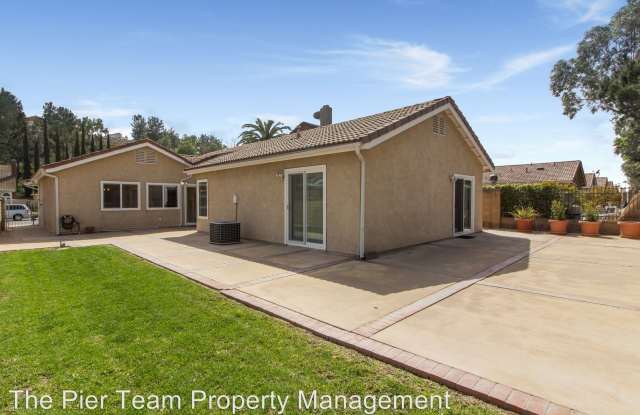 8475 E Foothill St Gallery 4