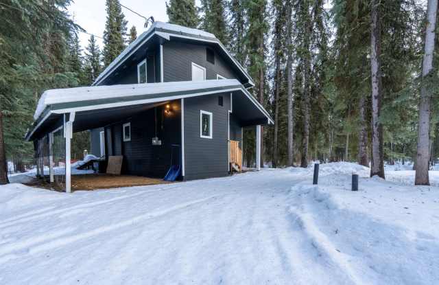 Secluded 2 Bed, 1 Bath Home with Carport, Oil Heat included! photos photos