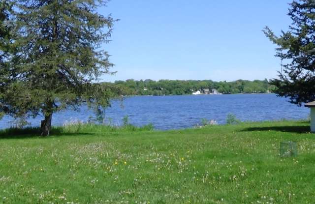 Medicine Lake Cottages Gallery 2