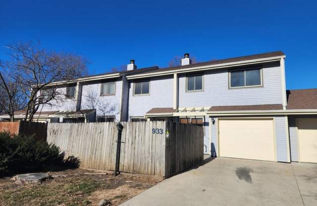 933 Breezewood Circle photos photos
