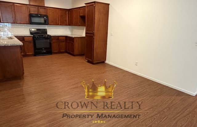582 North 4th Street - B Gallery 3