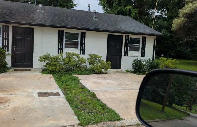 522 East Central Avenue - 522 East Central Avenue, Griffin, GA 30223