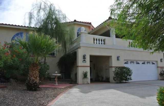 2748 Saratoga Dr - 2748 Saratoga Avenue, Lake Havasu City, AZ 86406