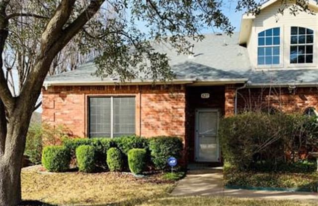 827 Ash Grove Lane - 827 Ash Grove Lane, DeSoto, TX 75115