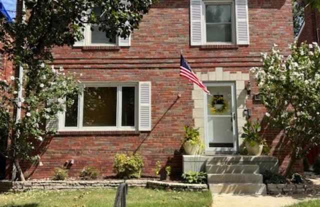 4726 Prague Avenue photos photos