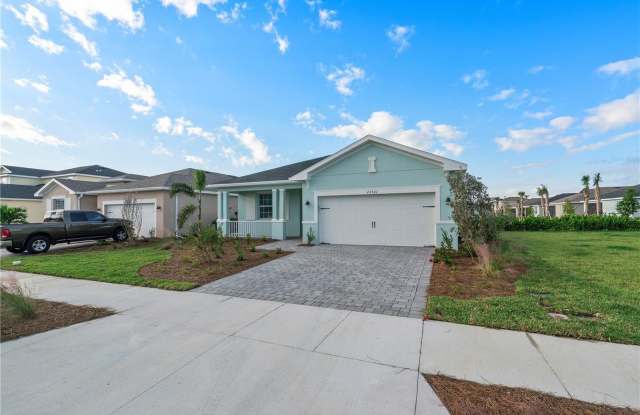 43521 TREADWAY DRIVE photos photos