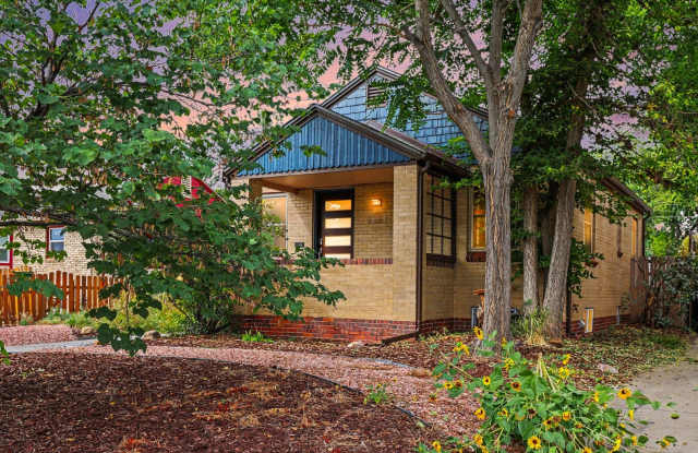 Charming 3BR/2BA Historic Home | Finished Basement & Enclosed Backyard photos photos Charming 3BR/2BA Historic Home | Finished Basement & Enclosed Backyard photos photos