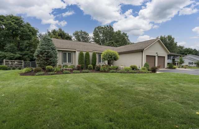 22036 Riverbend Dr W photos photos