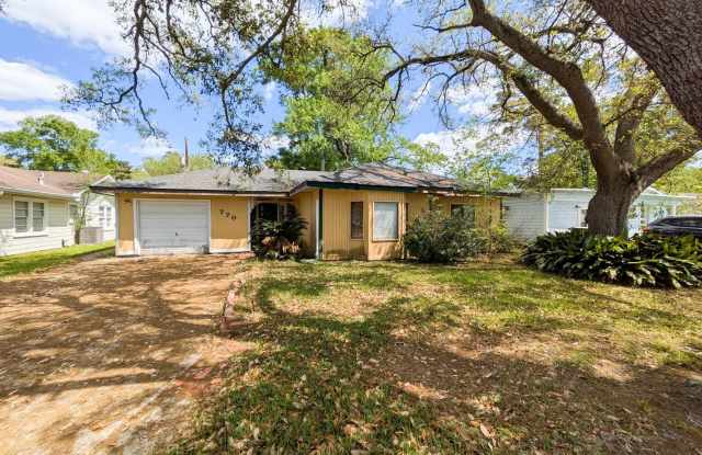 770 Peyton Dr, Beaumont, TX 77706 photos photos