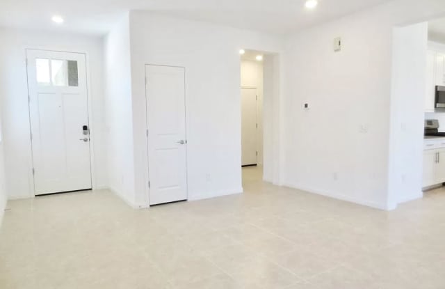 9430 W. Minnezona Ave. Gallery 2