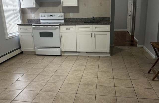 44 Trescott St - 44 Trescott Street, Taunton, MA 02780