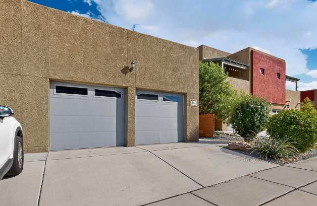 Executive 2 story Town house 4 Bedroom 3 bath with 2 car garage photos photos