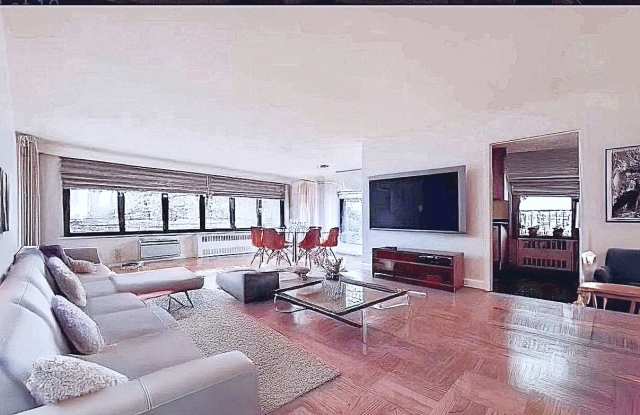 145 4th Avenue photos photos