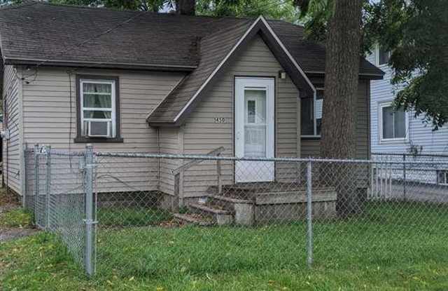 1450 Wells St. - 1450 Wells Street, Burton, MI 48529
