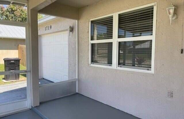 1719 SW Import Drive Gallery 3