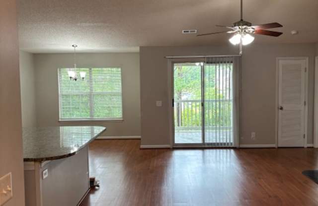 2928 Mulberry Lane Gallery 3