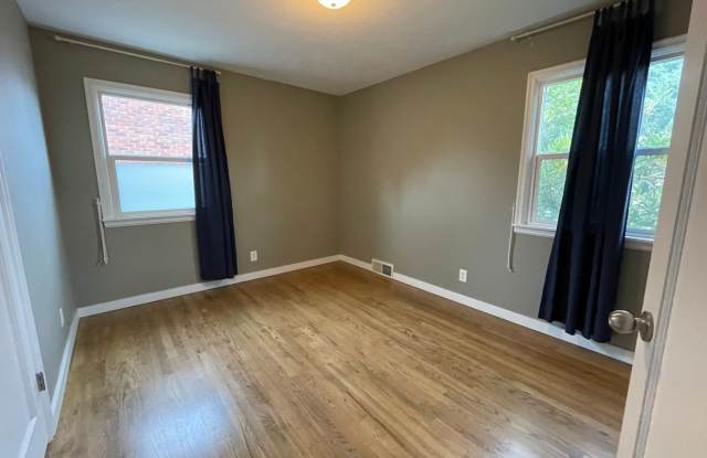 4 Bedroom 2 Bathroom Home for Rent Gallery 3