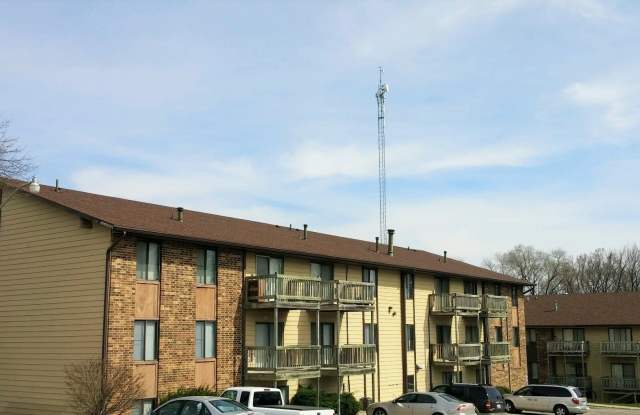 Beautiful Location with Lots of Trees and Greenspace photos photos