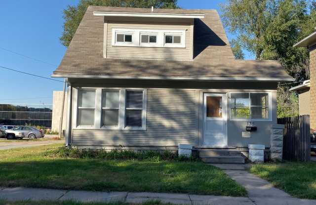 Comfort  Convenience: 3-Bed, 2-Bath Near Schools photos photos