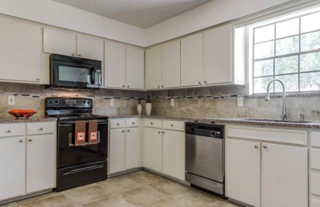 1314 Lark Lane - 1314 Lark Lane, Lewisville, TX 75077