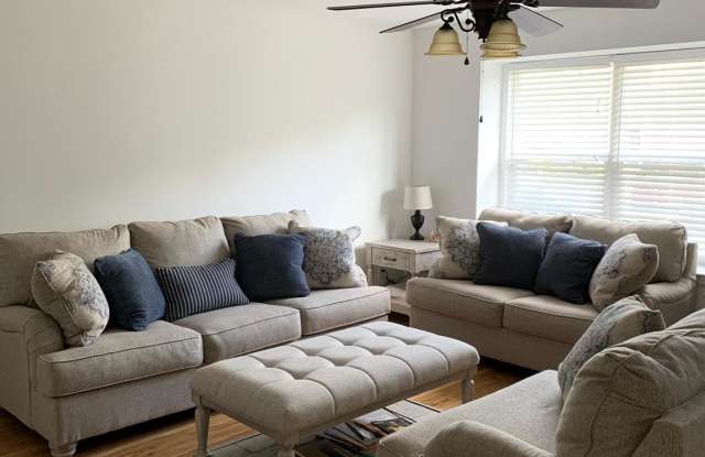 22 PEBBLE BEACH LANE Gallery 3
