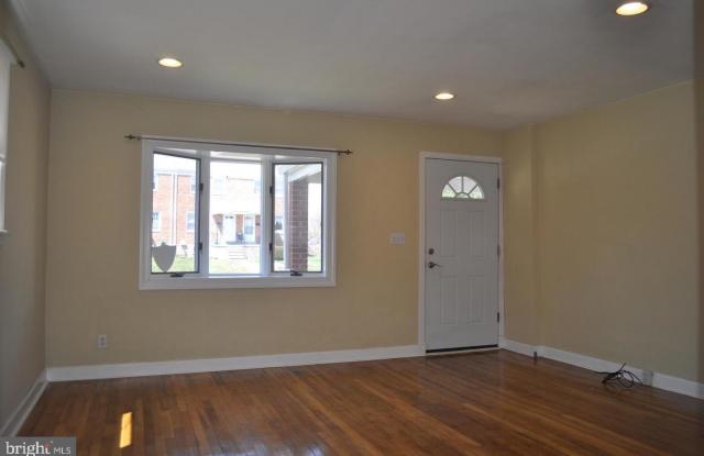 1207 BREWSTER STREET Gallery 3