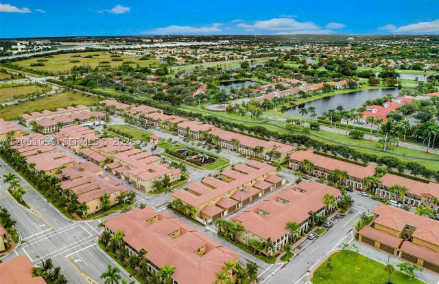1213 SW 147th Ave photos photos