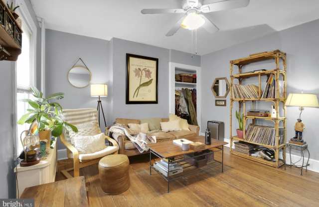 138 CONARROE STREET photos photos