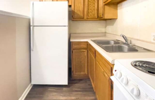 2808 S Brotherton St photos photos