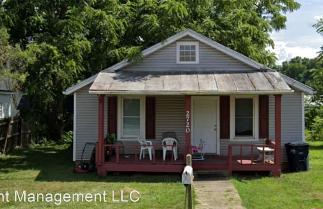 2720 Centre Ave NW - 2720 Centre Avenue Northwest, Roanoke, VA 24017
