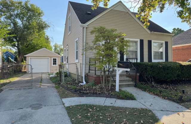 3 bed 2 bath Berkley bungalow with garage and basement photos photos