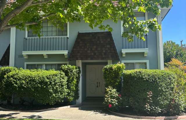 Bright  Airy 3-Bedroom Condo in Prime Moraga Location! photos photos