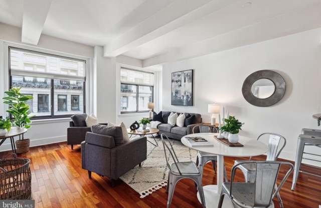 1500 CHESTNUT STREET photos photos