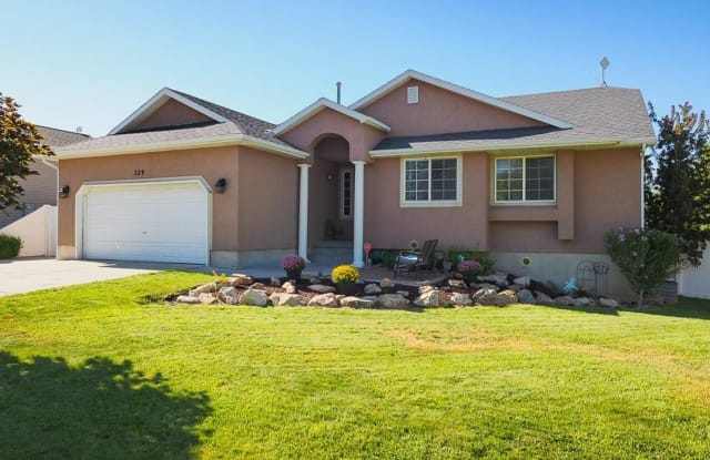 529 W 2540 N - 529 West 2540 North, Lehi, UT 84043