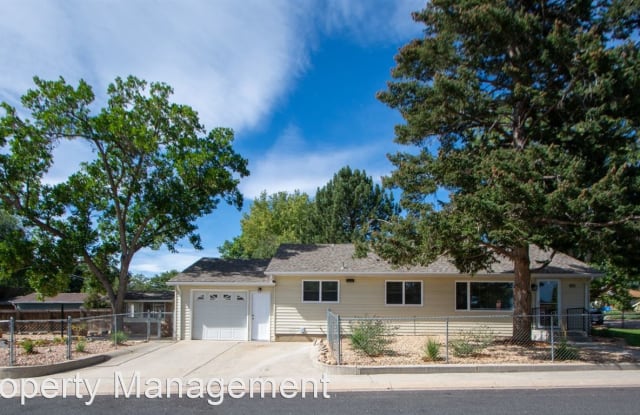 400 W Chester Street - 400 West Chester Street, Lafayette, CO 80026