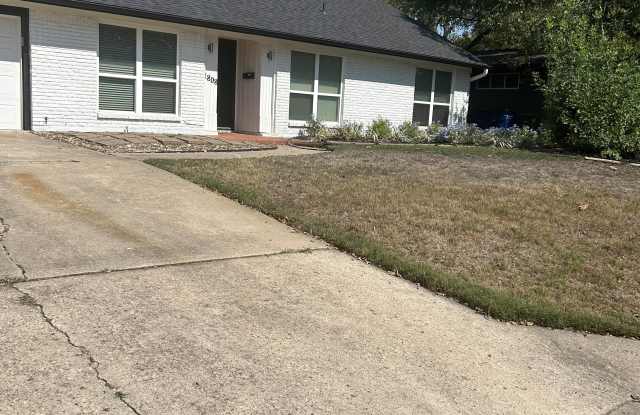 1808 Belford Dr photos photos