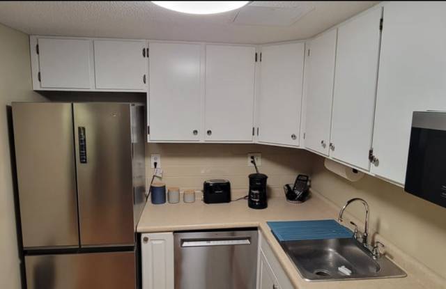 2106 Kanawha Boulevard East Gallery 4