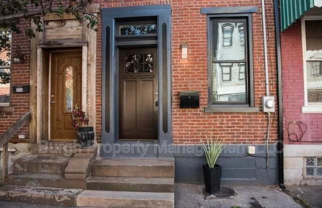 2512 Penn Avenue Gallery 1