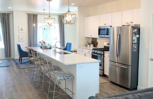 Luxury Bluffdale 4 Bedroom Town Home - 14746 South Rising Star Lane, Bluffdale, UT 84065 Luxury Bluffdale 4 Bedroom Town Home - 14746 South Rising Star Lane, Bluffdale, UT 84065