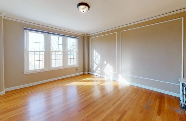 1635 Gough Street photos photos